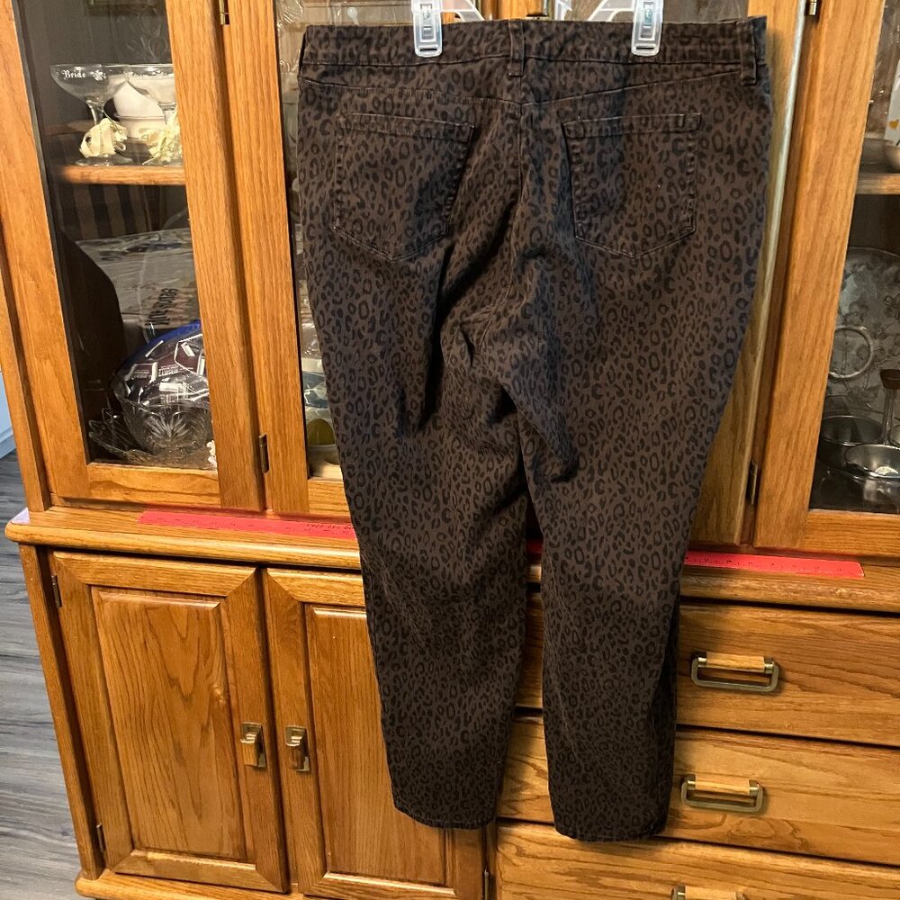 WOMEN'S LIKE-NEW STYLE & CO. DENIM JEANS, SIZE 18 CURVY, TUMMY CONTROL